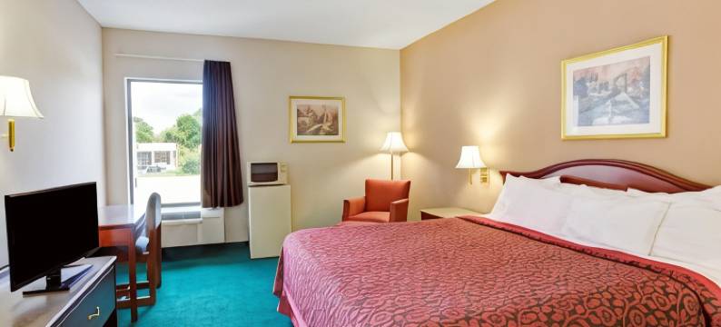 路易斯维尔西南戴斯套房酒店(Days Inn & Suites by Wyndham Louisville SW)图片