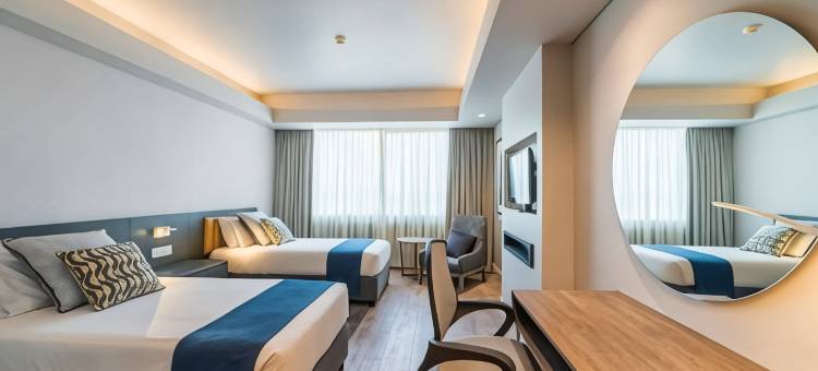 彩虹大厦酒店及会议中心(Rainbow Towers Hotel & Conference Centre)图片