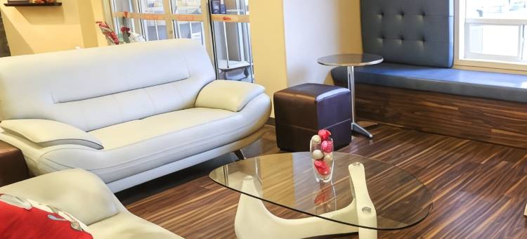 卡尔加里机场温德姆戴斯酒店(Days Inn by Wyndham Calgary Airport)图片