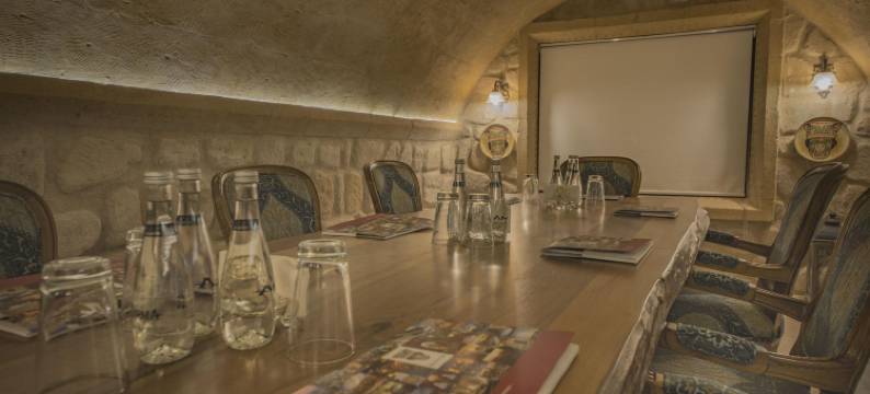 Elika Cave Suites图片