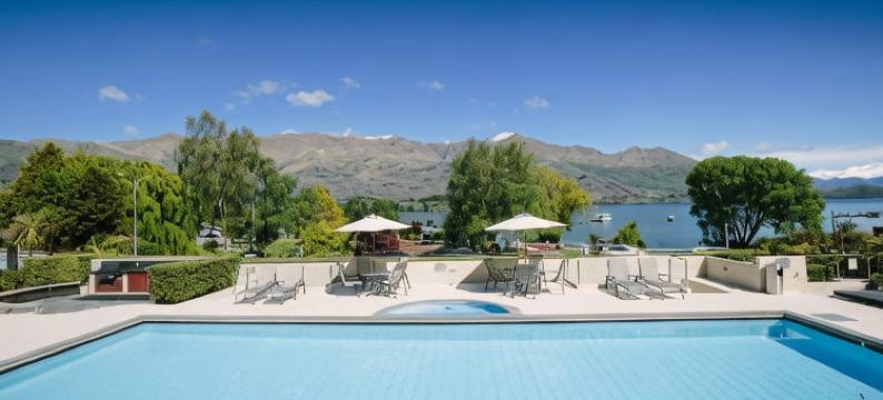 湖畔公寓(Lakeside Apartments)图片