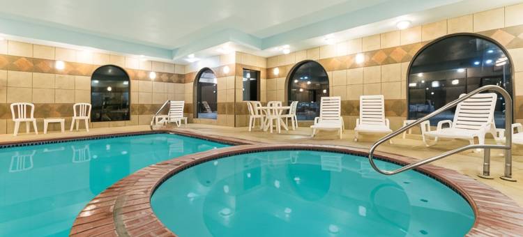 佩里顿呗盟套房酒店(Baymont by Wyndham Perryton)图片