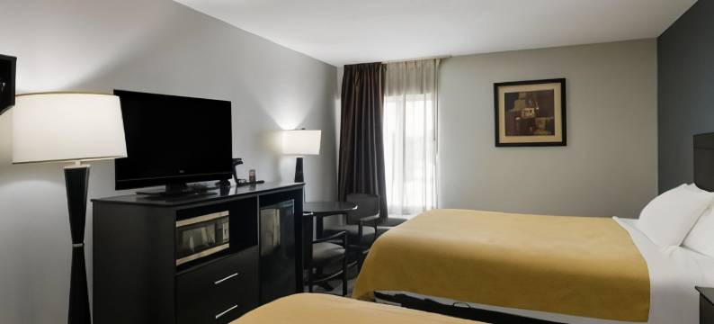 奥罗拉-内珀维尔区凯艺酒店(Quality Inn Aurora - Naperville Area)图片