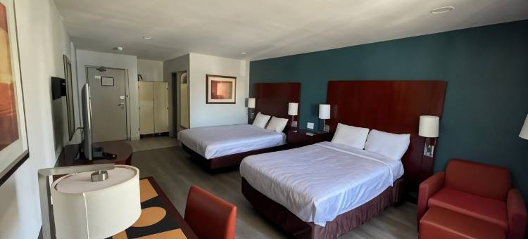 港口旁的旅馆和套房(Portside Inn & Suites)图片