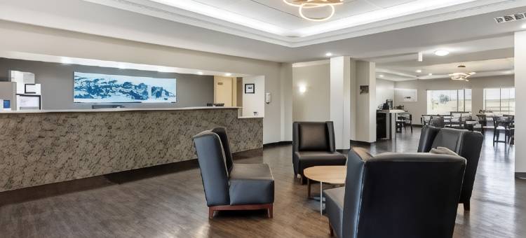 马斯库塔 /SAFB贝斯特韦斯特优质酒店(Best Western Plus MidAmerica Hotel)图片