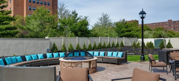 长岛艾斯利普/法院大楼万怡酒店(Courtyard Long Island Islip/Courthouse Complex)图片