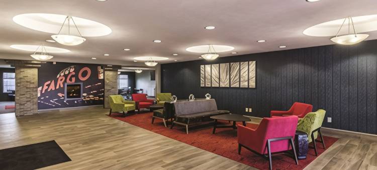 法戈医疗中心拉昆塔温德姆套房酒店(La Quinta Inn & Suites by Wyndham Fargo-Medical Center)图片