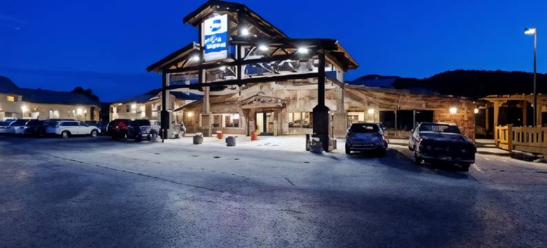 丝帕克贝斯特韦斯特套房酒店(Best Western Golden Spike Inn  Suites)图片