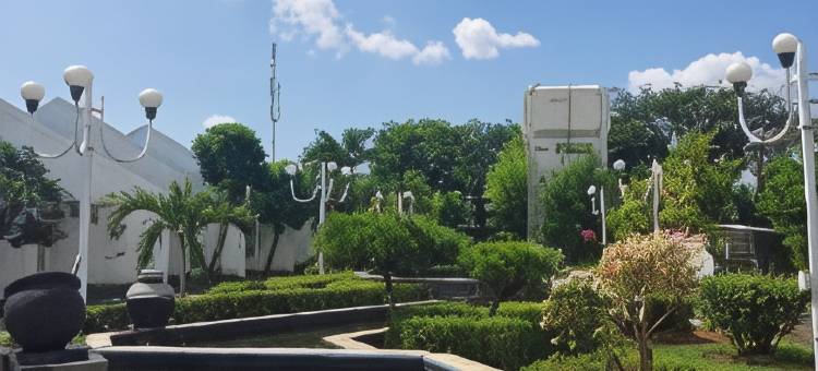 新普里花园酒店 - 三宝垄机场(Hotel New Puri Garden Bandara Semarang)图片