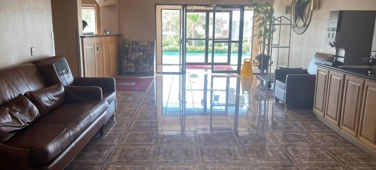 达拉斯纯品康纳套房旅馆(Tropicana Inn and Suites)图片