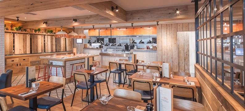 巴斯市中心普里米尔酒店(Premier Inn Bath City Centre)图片