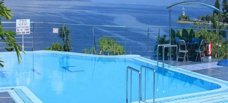 鸟羽湖国际间小屋酒店(Danau Toba International Cottage Parapat)图片