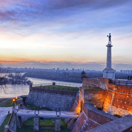 塞尔维亚+贝尔格莱德+黑山8日拼小团