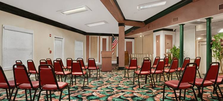 拉雷多戴斯套房酒店(Days Inn & Suites by Wyndham Laredo)图片