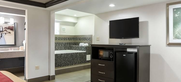 家庭旅馆套房(HomeStay Inn & Suites)图片