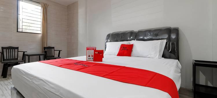 红门酒店普拉斯-靠近皇家普丽玛医院棉兰(RedDoorz Plus near RS Royal Prima Medan)图片