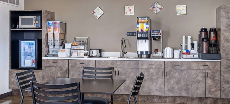 奥瓦通纳速8酒店(Super 8 by Wyndham Owatonna)图片