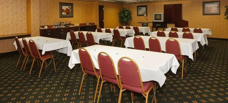金斯伯勒塔伯勒凯艺套房酒店(Quality Inn & Suites Tarboro - Kingsboro)图片