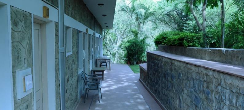 太阳升起酒店(Rising Sun Retreat)图片