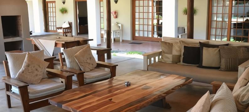 门廊咖啡厅旅馆(Stoep Cafe Guest House)图片