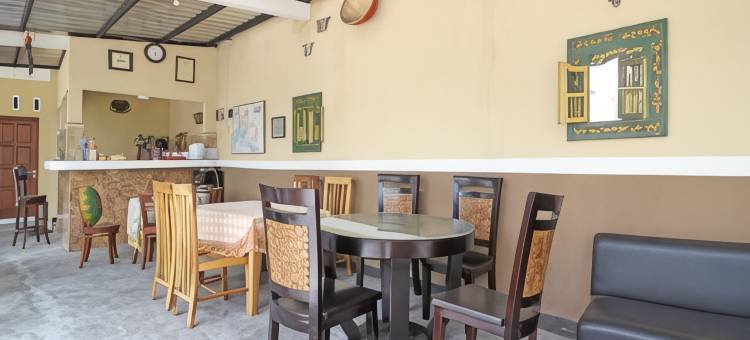 红多兹酒店-近日惹UMY(RedDoorz Near Umy Yogyakarta)图片