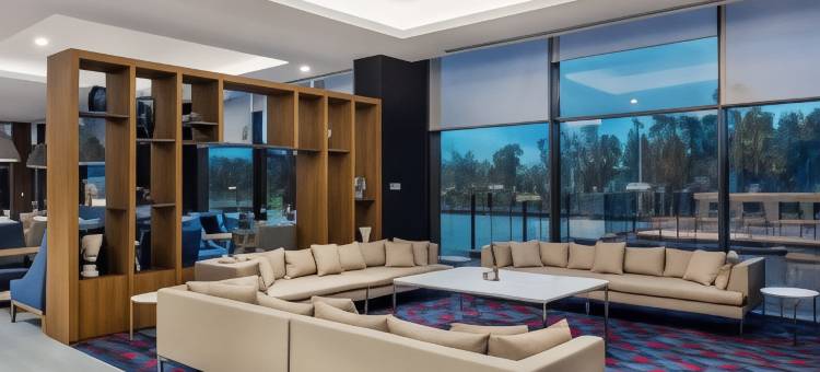 伊兹密尔阿利亚加希尔顿欢朋酒店(Hampton by Hilton Izmir Aliaga)图片