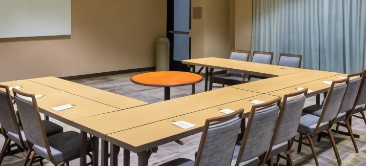 橡城文图拉县万怡酒店(Courtyard Thousand Oaks Ventura County)图片