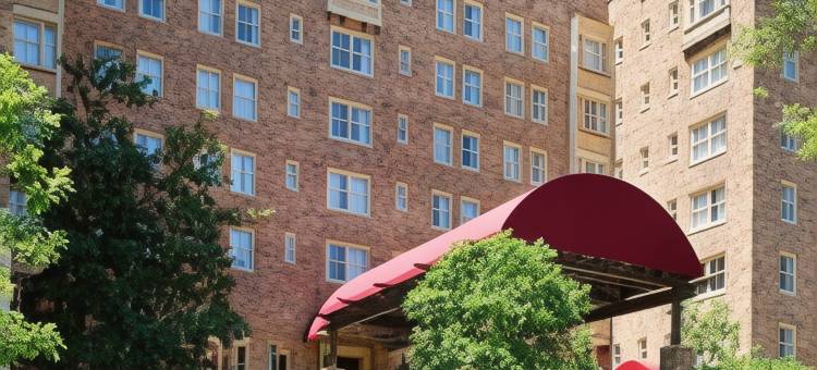 堪萨斯城乡村俱乐部广场万怡酒店(Courtyard Kansas City Country Club Plaza)图片