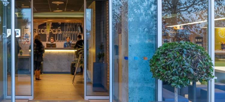 宜必思快捷巴塞罗那维拉德塞斯机场酒店(Ibis Budget Aeropuerto Barcelona Viladecans)图片