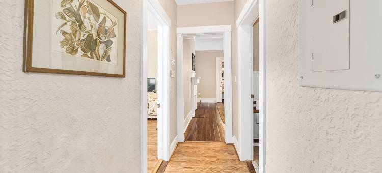 维多利亚庄园：银泉&国王堡历史公园市中心公寓(Victorian Manor: Downtown Apt, near Silver Springs & Fort King Historic Park)图片