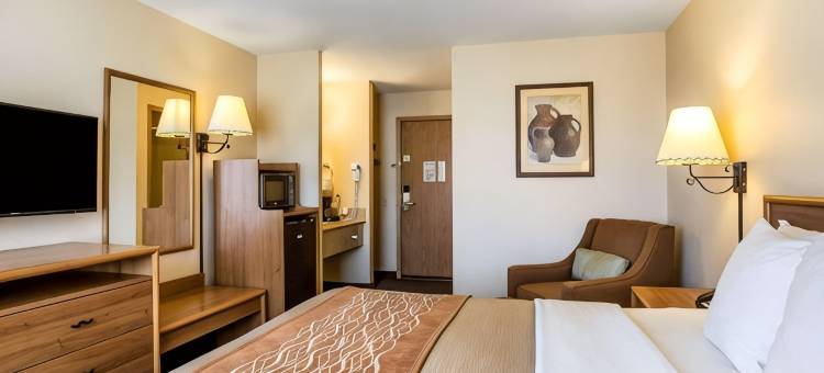 惠特尼山附近隆派恩凯艺酒店(Quality Inn Lone Pine Near Mount Whitney)图片