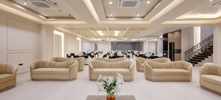Saltstayz Premier – 高尔夫球场路及42区(Saltstayz Premier – Golf Course Road & Sector 42)图片