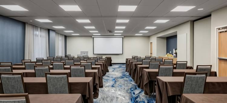 米苏拉机场万枫酒店及套房(Fairfield Inn & Suites Missoula Airport)图片