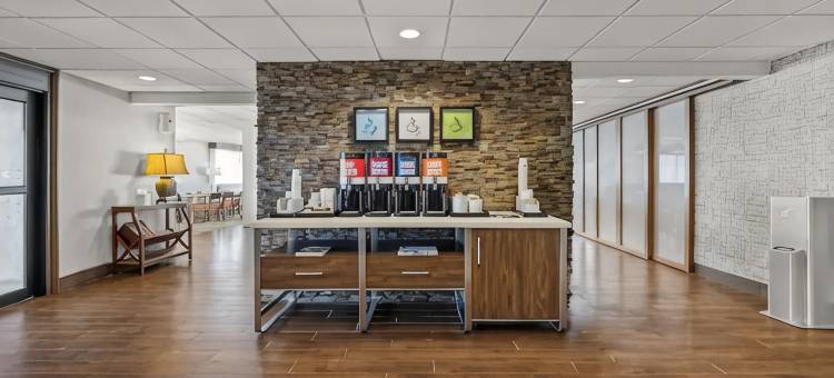 希尔顿欢朋酒店-托莱多南莫米(Hampton Inn Toledo-South/Maumee)图片