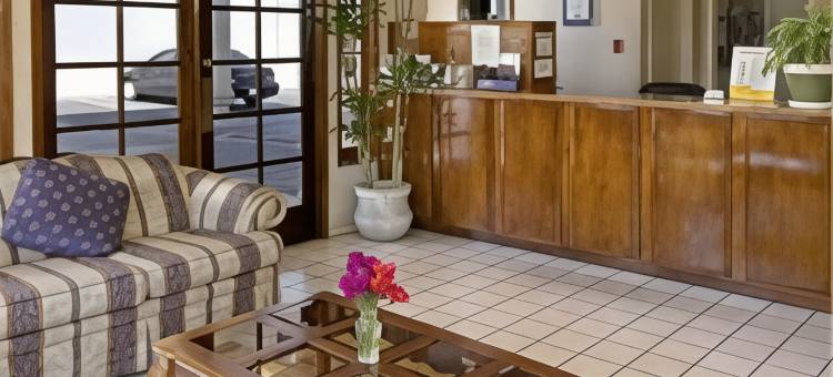 Travelodge by Wyndham Costa Mesa Newport Beach Hacienda图片