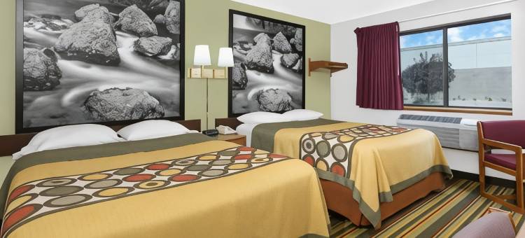 安蒂戈速8酒店(Super 8 by Wyndham Antigo)图片