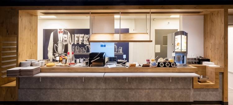 宜必思快捷圣艾蒂安中心 Chateaucreux 火车站酒店(Ibis Budget Saint-Étienne Centre Gare Châteaucreux)图片