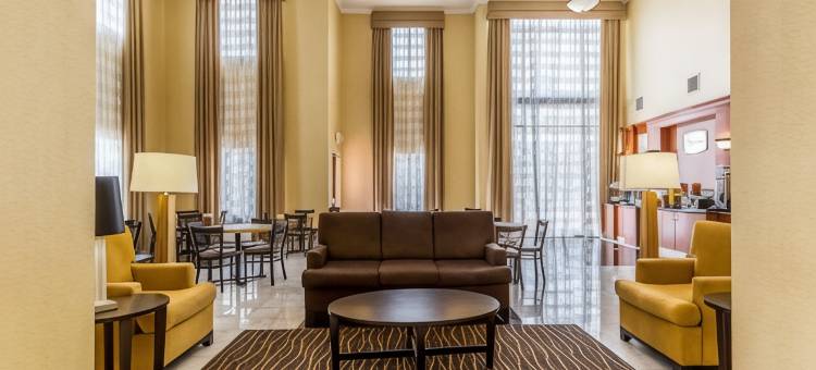 斯塔福德舒格兰舒眠套房酒店(Sleep Inn & Suites Stafford - Sugarland)图片