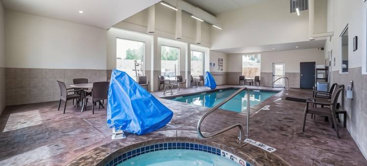 弗纳尔-国家公园区舒适套房酒店(Comfort Inn & Suites Vernal - National Monument Area)图片