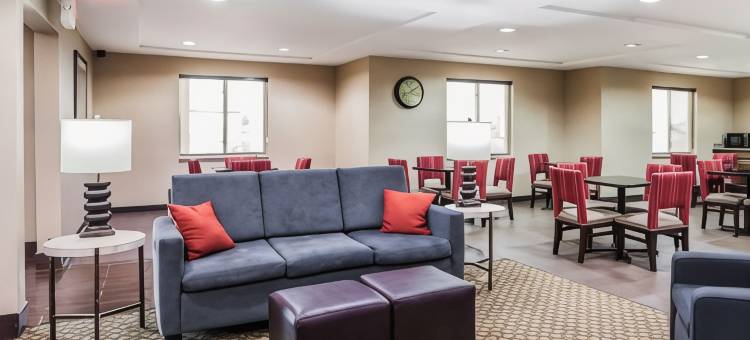 莫伯利舒适套房酒店(Comfort Inn & Suites Moberly)图片