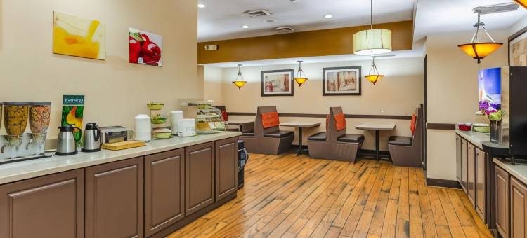 拉福德-西布莱克斯堡I-81品质酒店(Quality Inn Radford-West Blacksburg I-81)图片