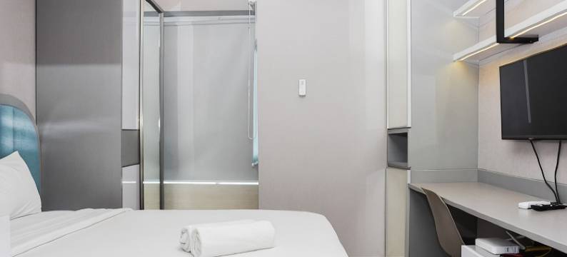 在Grand Kamala Lagoon公寓的现代且舒适的工作室(Modern and Comfortable Studio at Grand Kamala Lagoon Apartment)图片