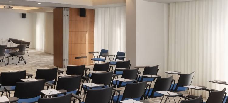 塔什干希尔顿欢朋酒店(Hampton by Hilton Tashkent)图片