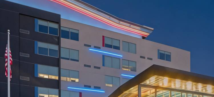 奥马哈阿克萨本村雅乐轩酒店(Aloft Omaha Aksarben Village)图片