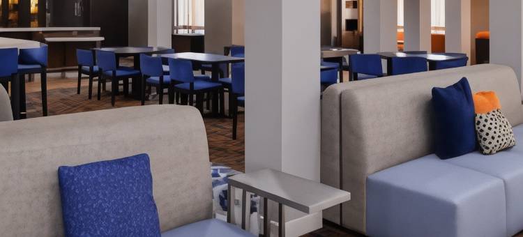 北密尔沃基/布朗迪尔万怡酒店(Courtyard Milwaukee North/Brown Deer)图片