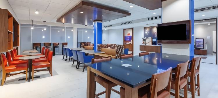 Holiday Inn Express & Suites Tulsa Northeast - Owasso图片