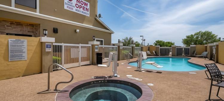 麦金尼贝斯特韦斯特优质套房酒店(Best Western Plus McKinney Inn  Suites)图片