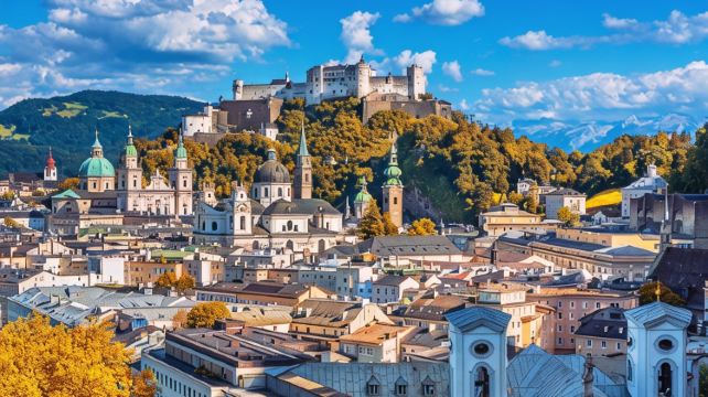 <8天>【2-8人小团 东欧四国精华游】四星景观酒店·布拉格进布达佩斯出+百搭之城布拉格+CK童话小镇+莫扎特故乡萨尔茨堡+人间仙境哈尔施塔特+音乐之都维也纳+双子城布达佩斯+含巴登小镇温泉券+多瑙河游船