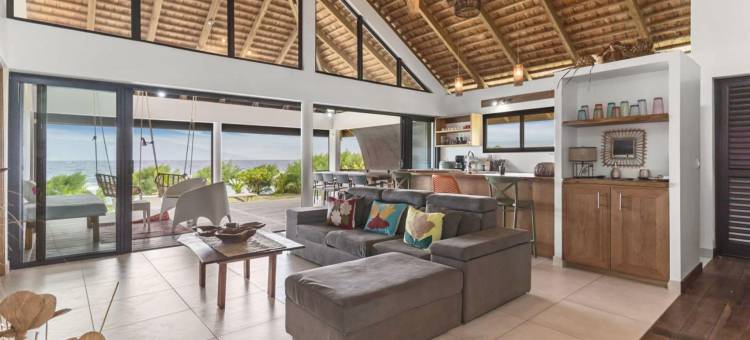 Coastal Bliss  1BR Bungalow by the Sea in Moorea图片