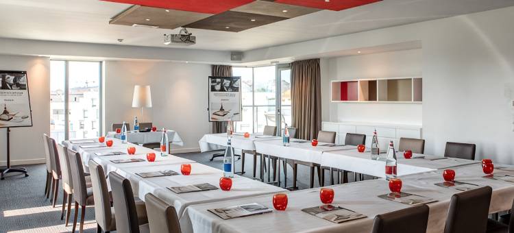 索恩河畔自由城美居酒店(Hôtel Mercure Villefranche-Sur-Saône)图片